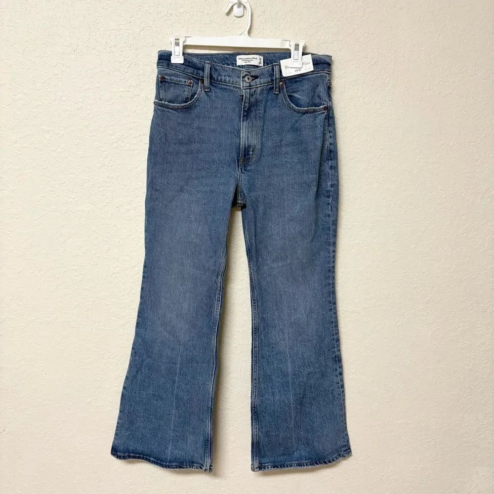 NWT Abercrombie & Fitch The Vintage Flare High Rise Blue Denim Jeans Size 29/8S